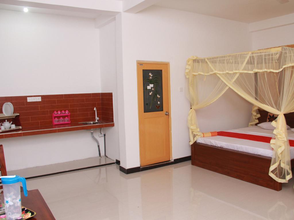 Sun Rest Mirissa Hotel Banduramulla Exterior photo